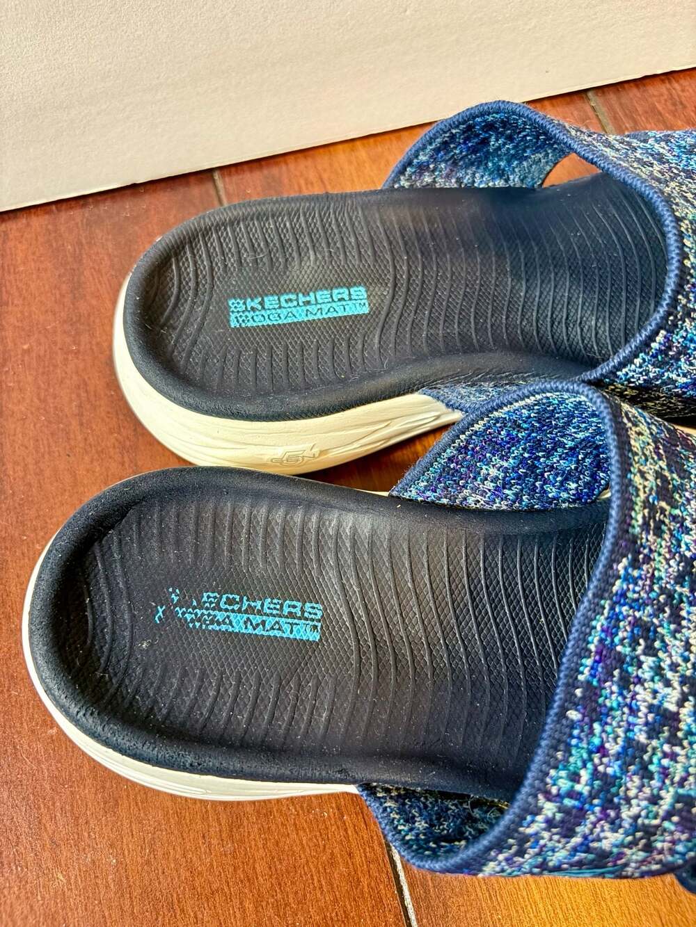 Skechers GoWalk Yoga Mat Blue Knit Slide Sandals - Picture 5 of 6
